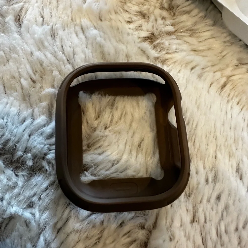 NWT elkson bumper Apple Watch case. Band not included. 49mm